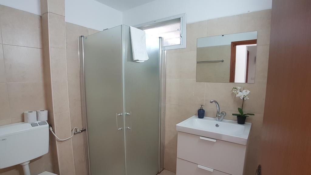 Hili Apartments ทิเบเรียส ภายนอก รูปภาพ